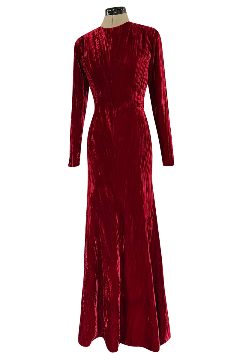 Extraordinary Fall 1998 Yves Saint Laurent Deep Red Moire Velvet Dress Shrimpton Couture Extraordinary Fall 1998 Yves Saint Laurent Deep Red Moire Velvet Dress Shrimpton Couture