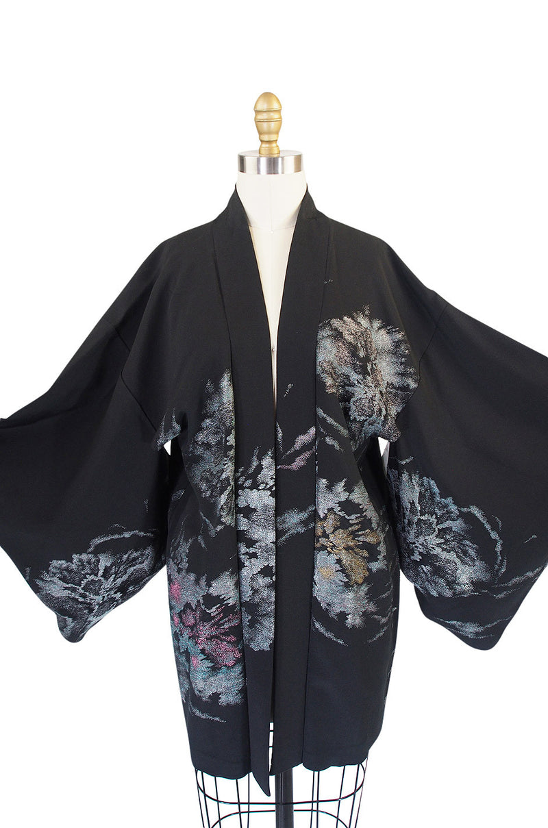 1950s Metallic Floral Design Silk Kimono