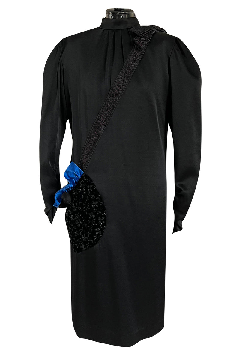 Unusual 1980s Nina Ricci by Gérard Pipart Witty Trompe L'oeil HandBag Dress