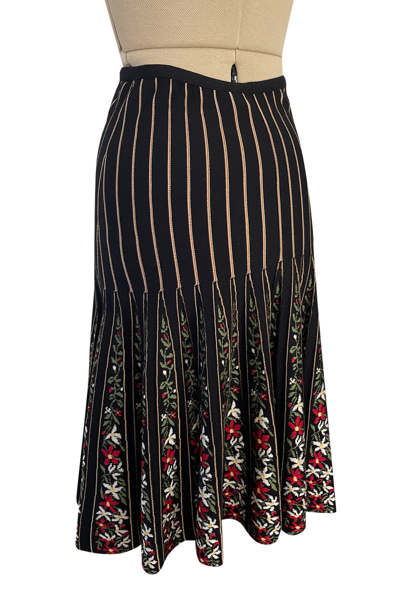 Gorgeous Fall 2000 Azzedine Alaia Documented Flared Stretch Knit Floral Pattern Skirt