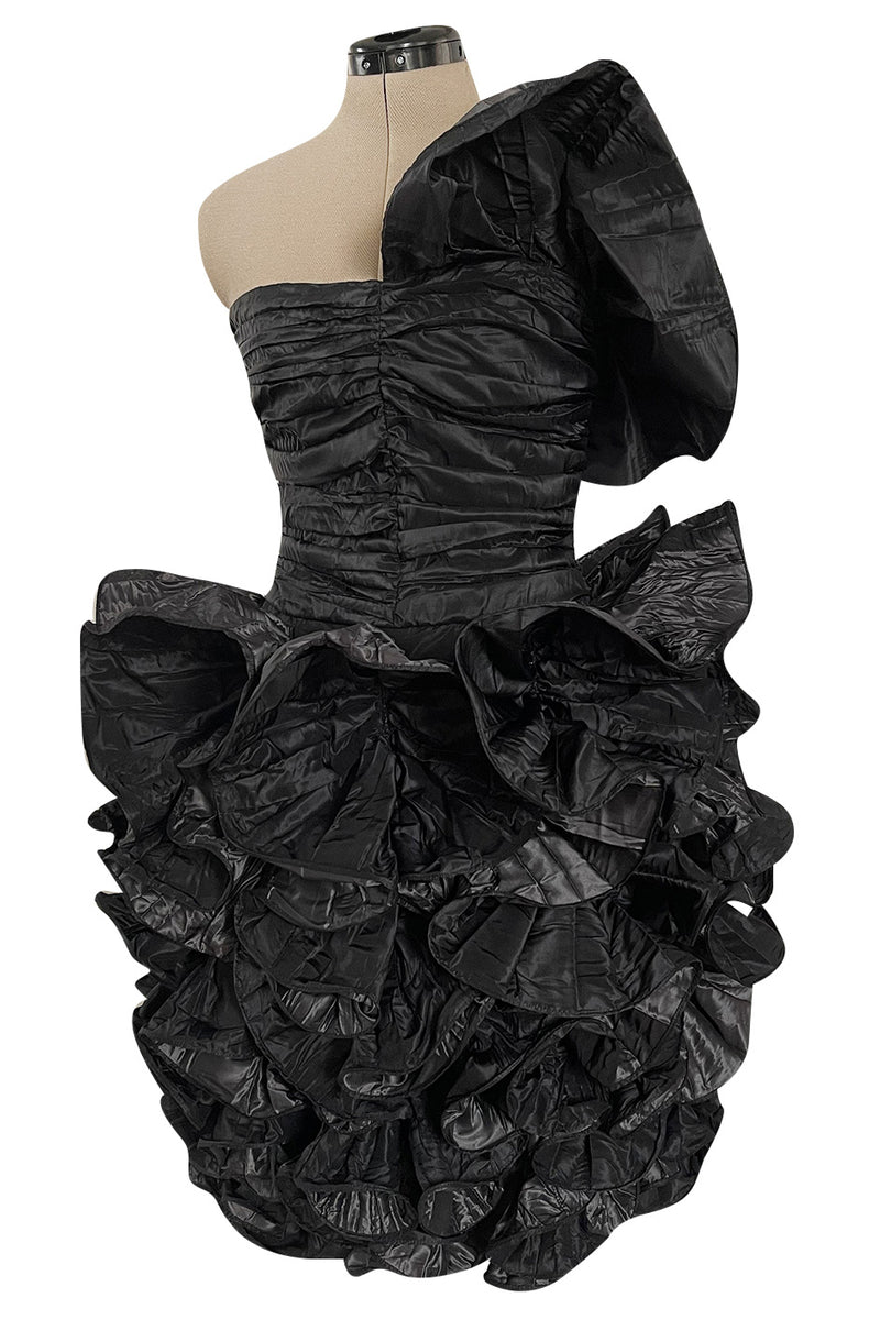 Incredible Fall 1985 Christian Dior by Marc Bohan Black Silk Taffeta D – Shrimpton Couture Incredible Fall 1985 Christian Dior by Marc Bohan Black Silk Taffeta D – Shrimpton Couture