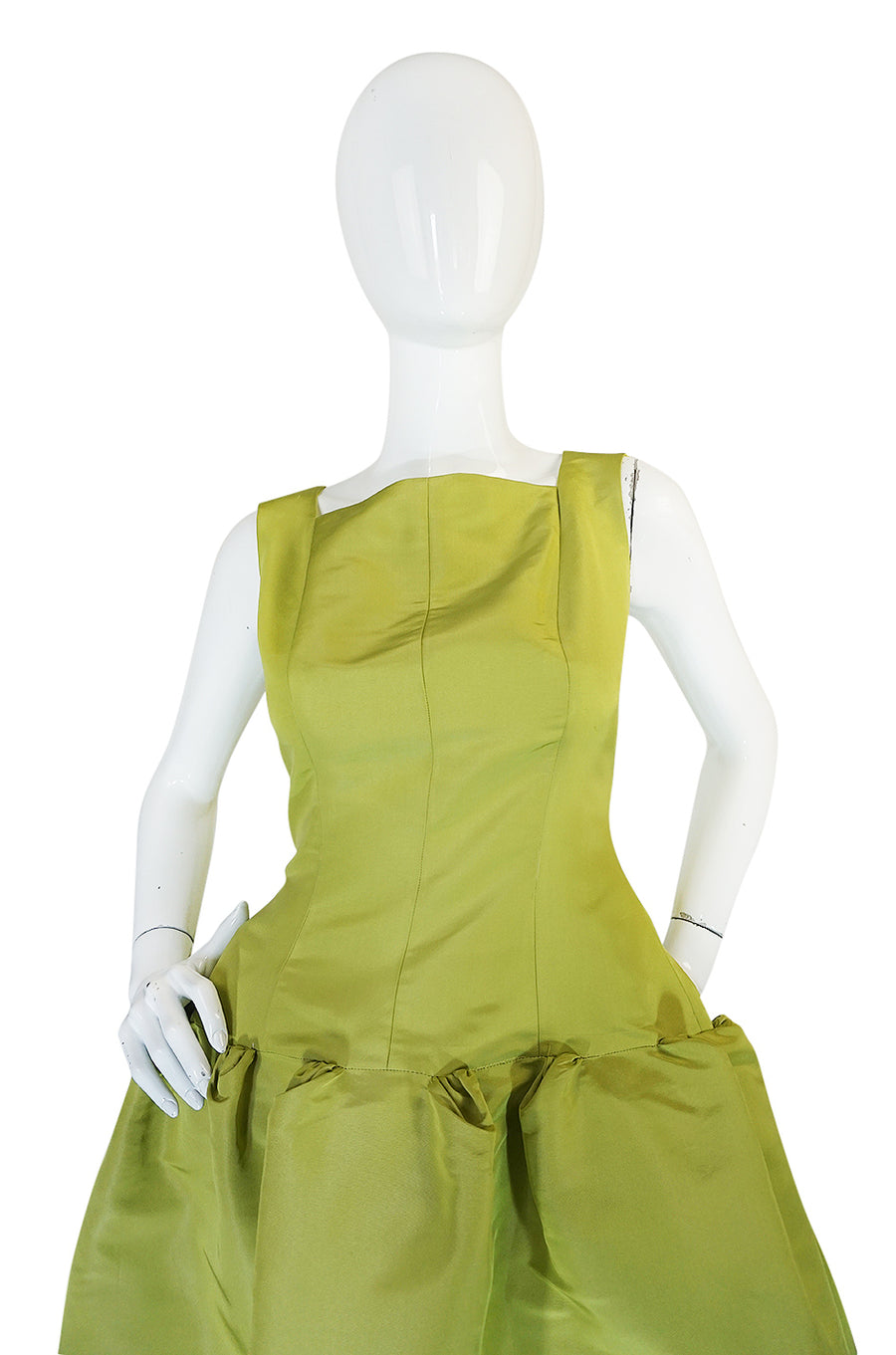 open lace back dress Iconic S/S 2004 Oscar De La Renta Lime Green 