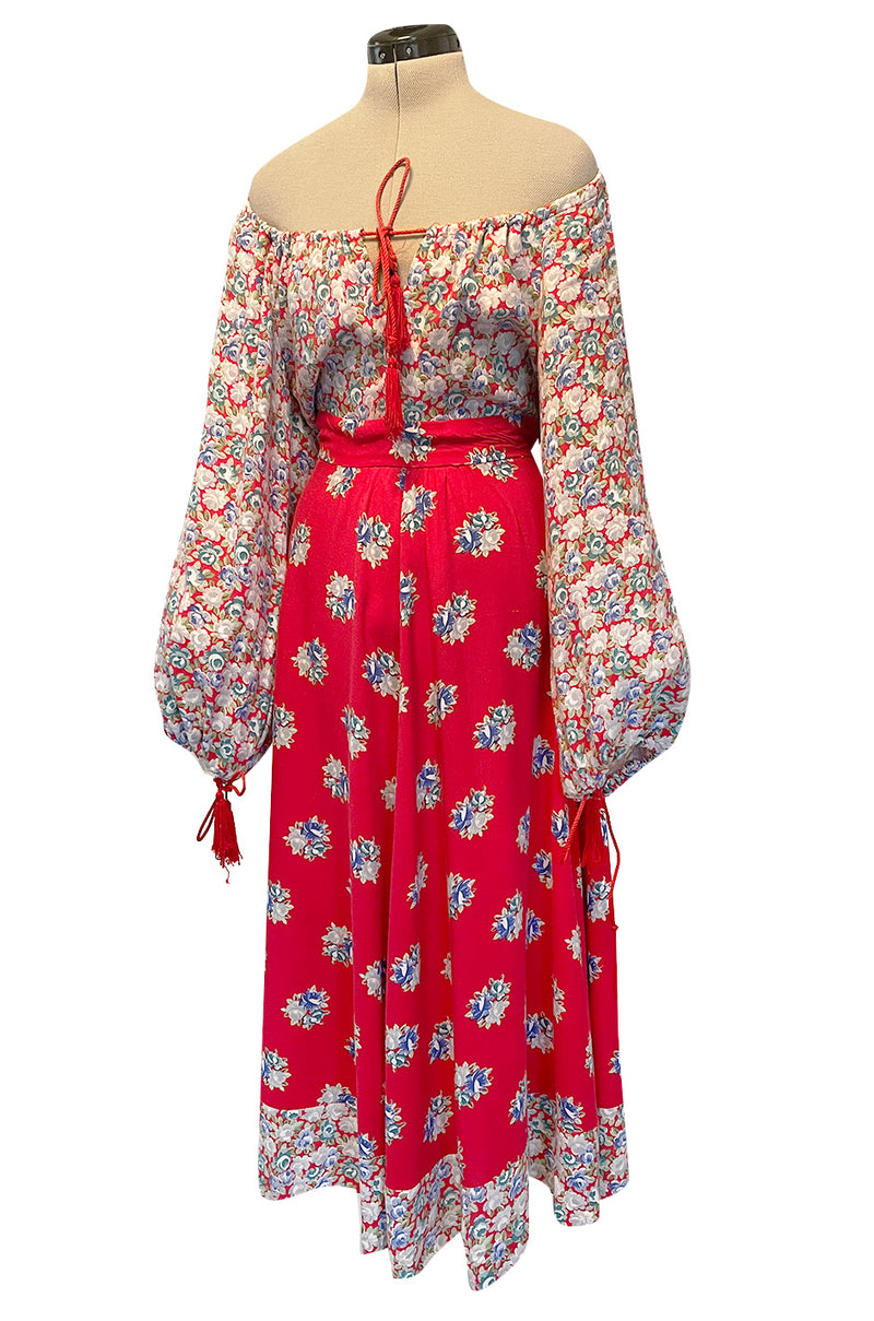 Prettiest 1970s Wallis Off Shoulder Red & Blue Floral Print Dress w Balloon Sleeves