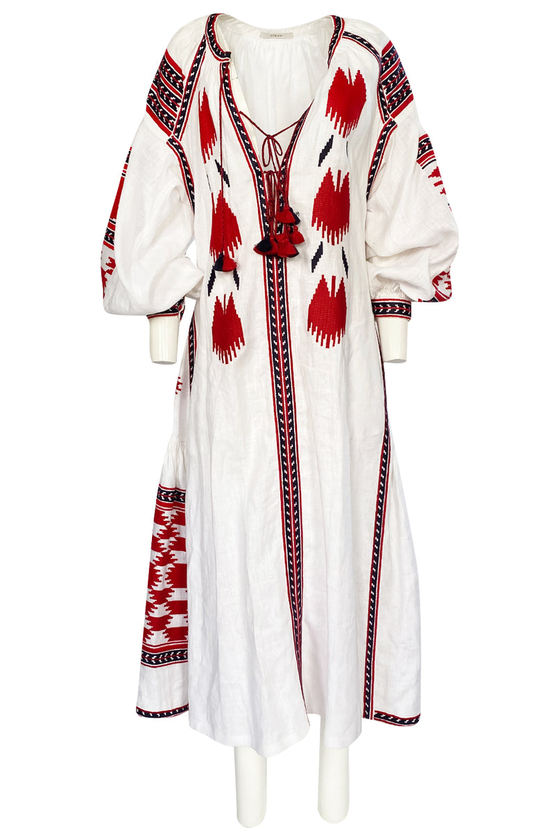 2017 Vita Kin White Linen Vyshyvanka Red Embroidered Dress Shrimpton Couture 2017 Vita Kin White Linen Vyshyvanka Red Embroidered Dress Shrimpton Couture