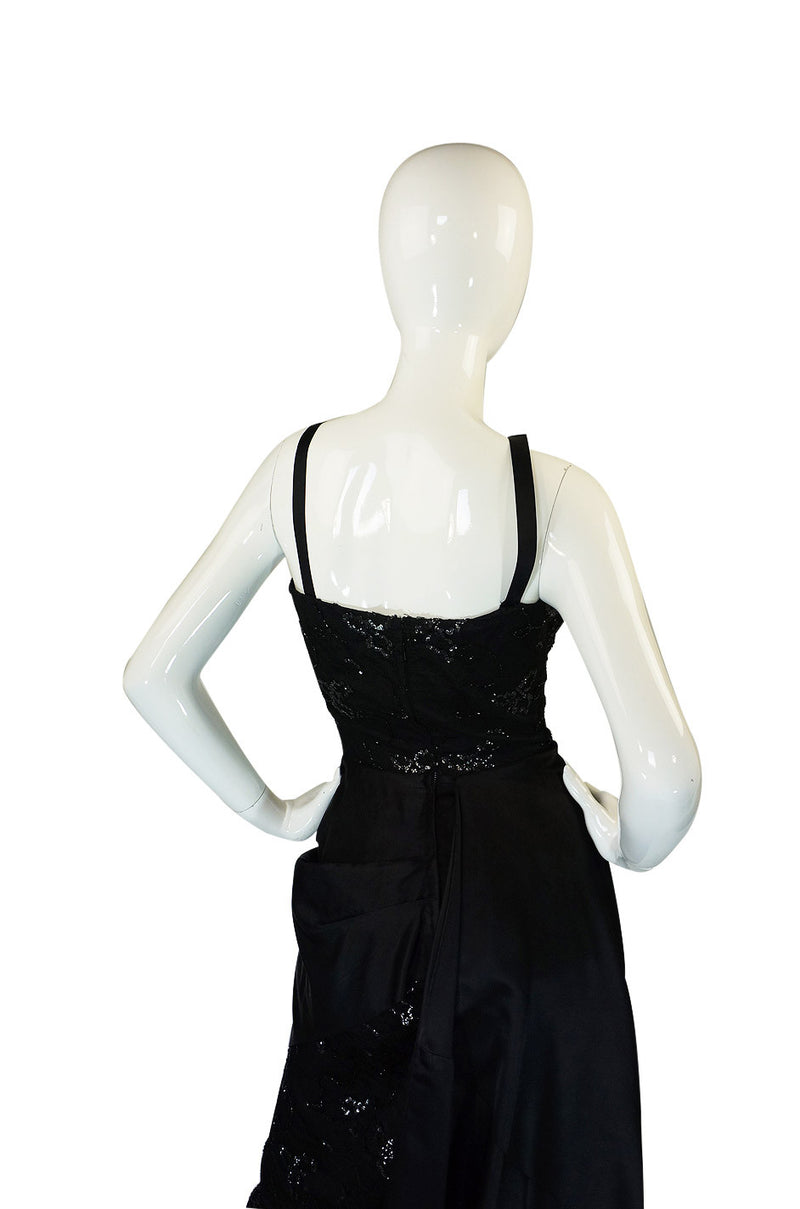 1950s Lace Wiggle Pin Up Dress w Train Shrimpton Couture 1950s Lace Wiggle Pin Up Dress w Train Shrimpton Couture