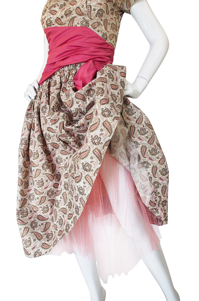 1950s Paisley & Gold Print Party Dress