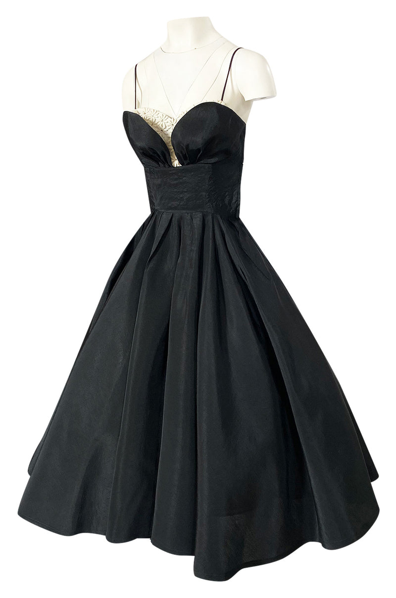 1950s Unlabeled Black Full Circle Skirted Silk Dress w Daisy Applique Bust