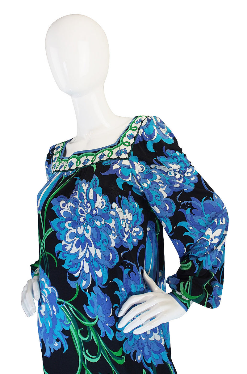 1970s Blue Print Silk Jersey Pucci Caftan Dress