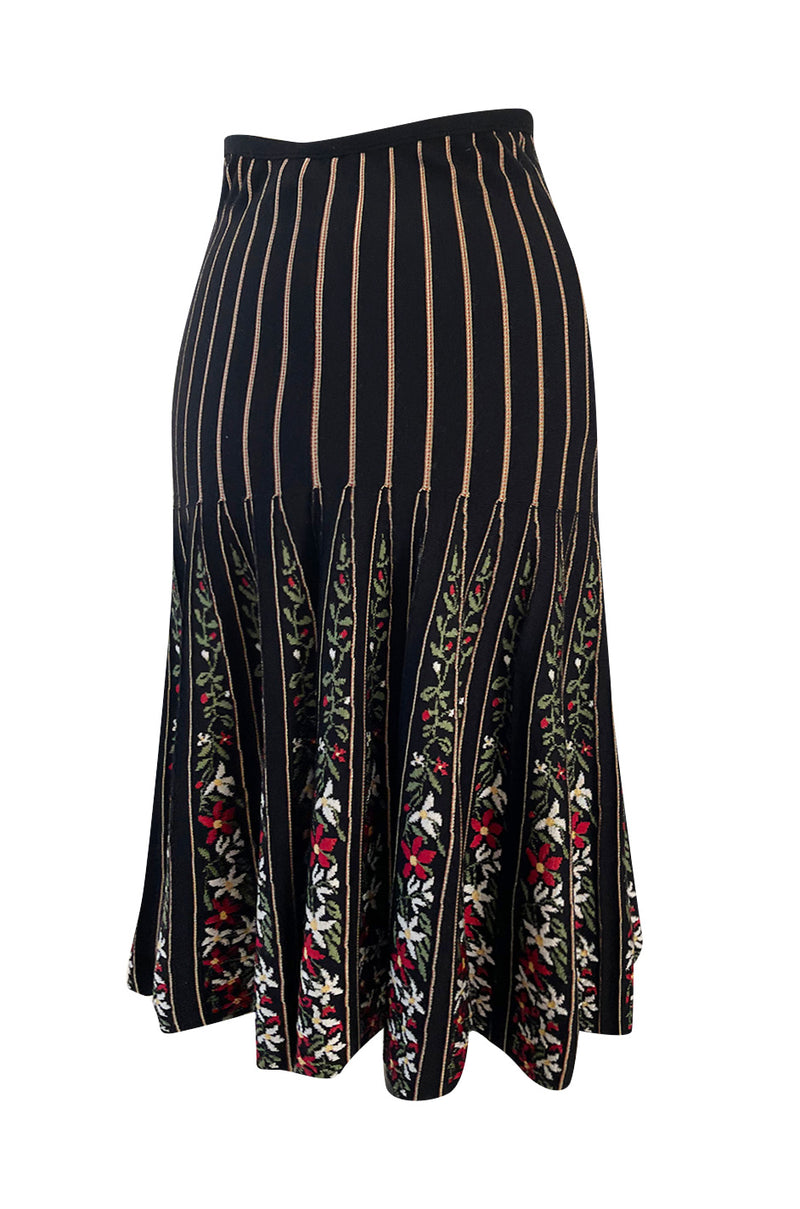 Gorgeous Fall 2000 Azzedine Alaia Documented Flared Stretch Knit Floral Pattern Skirt