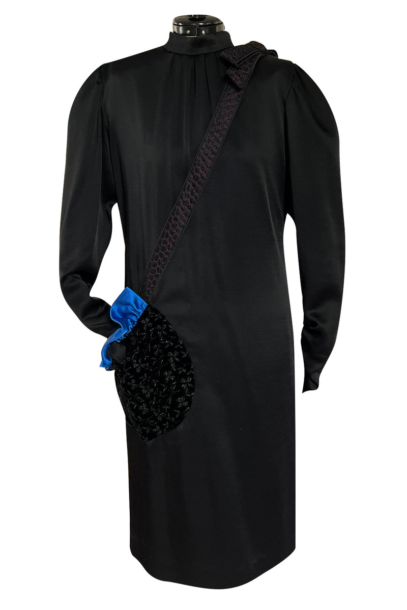 Unusual 1980s Nina Ricci by Gérard Pipart Witty Trompe L'oeil HandBag Dress