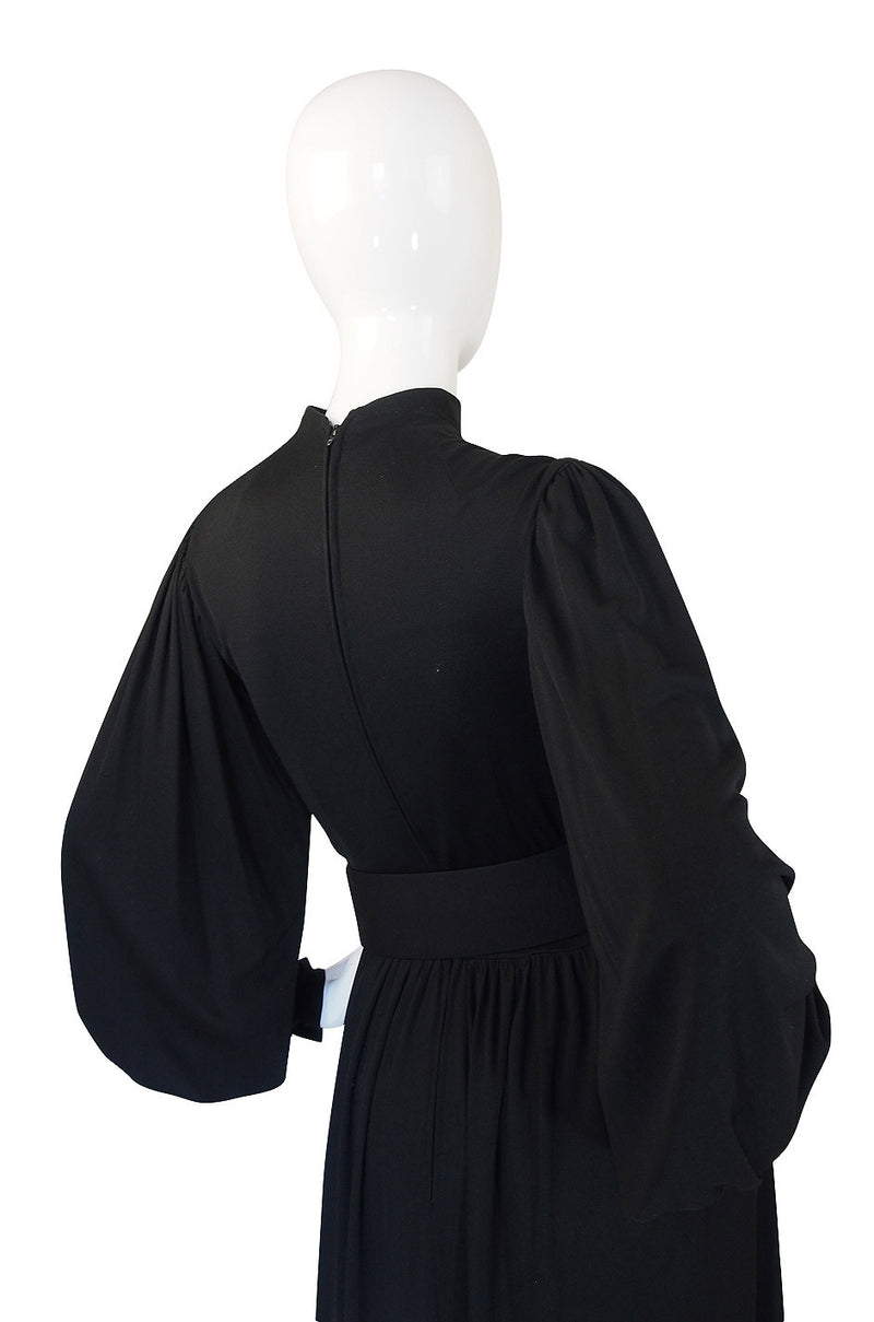 1960s Norman Norell Balloon Sleeve Jersey Dress