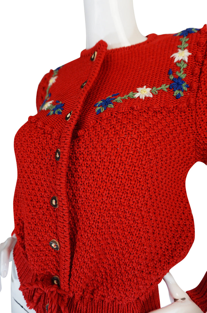 Adorable 1950s Hand Knit Red Floral Detail Sweater