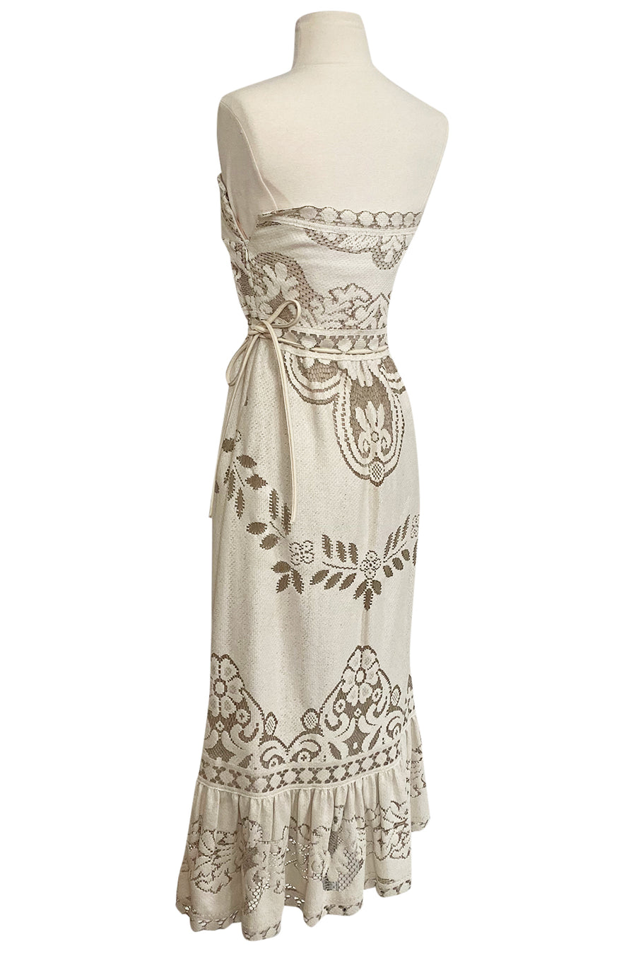 free people chrysanthemum kiss maxi dress Spring 2012 Valentino Prettiest Strapless Cotton Lace Dress – Shrimpton  Couture