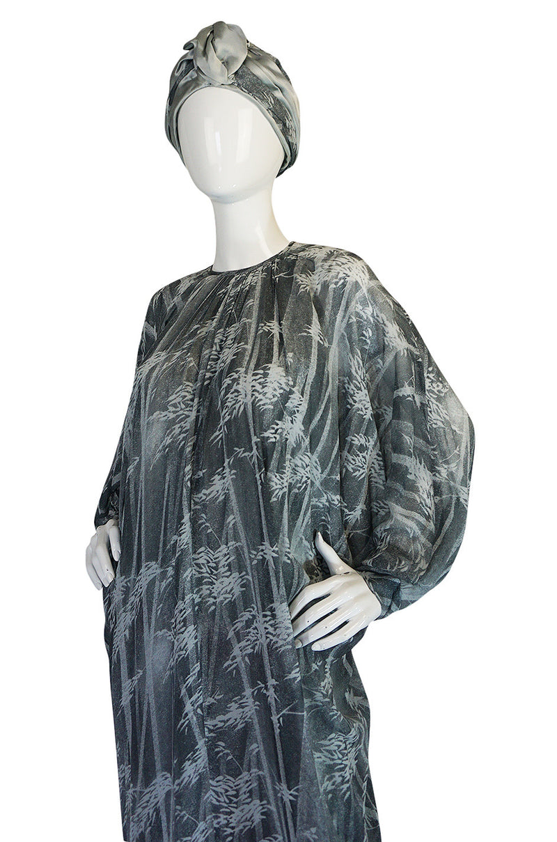 1970s Grey Print Chiffon Yuki Caftan Jersey Dress & Turban