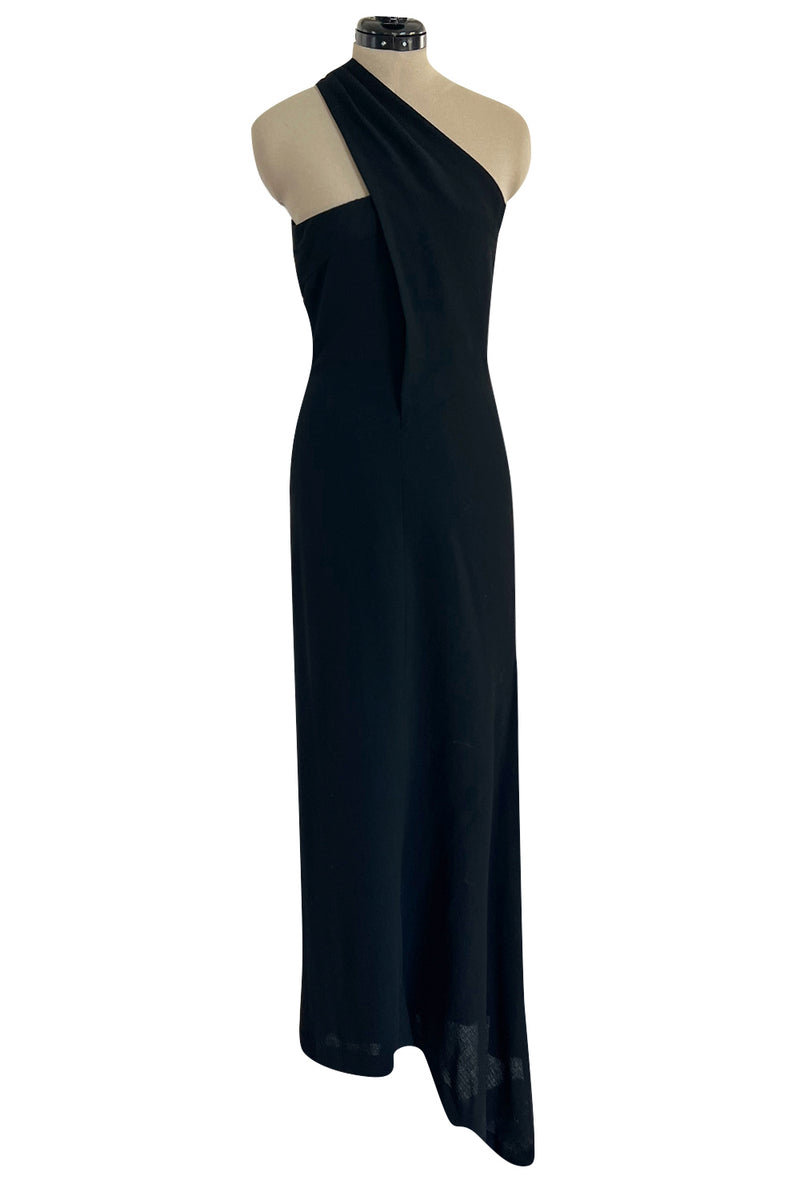 Gorgeous Fall 1998 Chanel by Karl Lagerfeld Runway Black Crepe One Shoulder  Dress