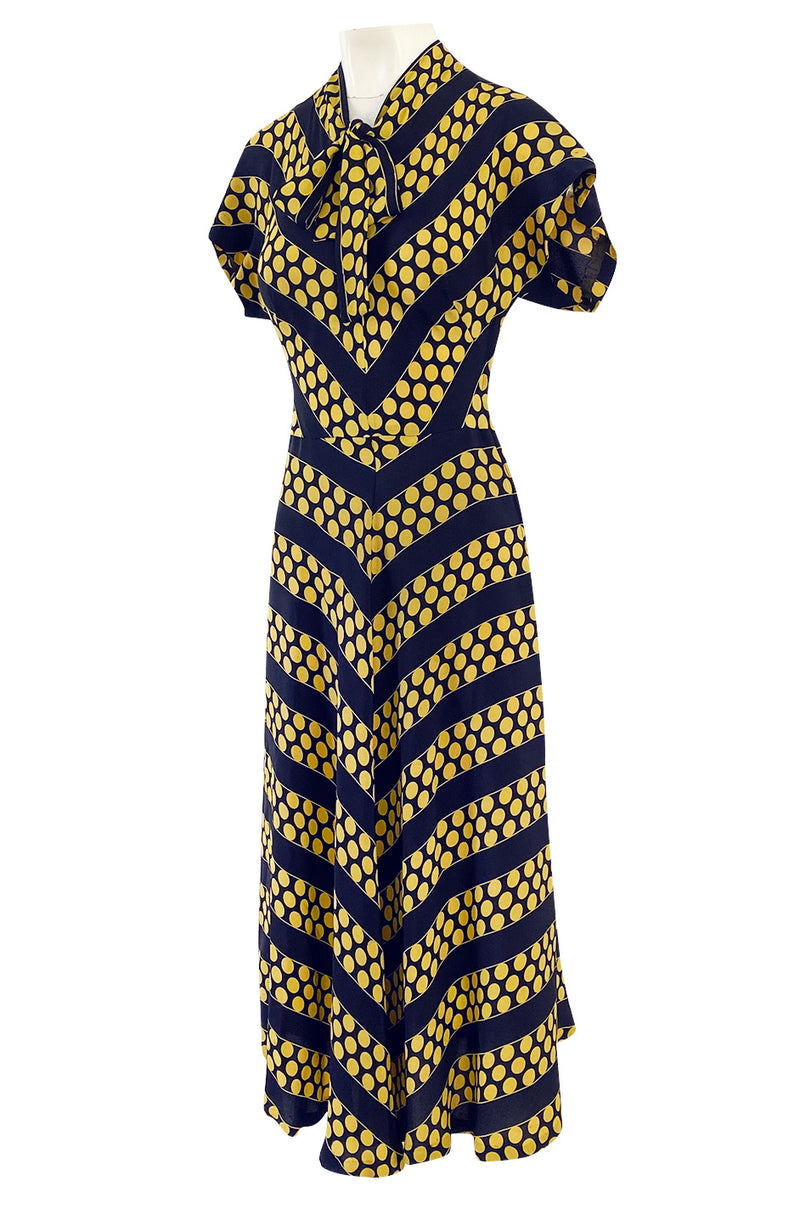 Gorgeous 1940s Yellow Dot Deep Navy Black Chevron Print Silk