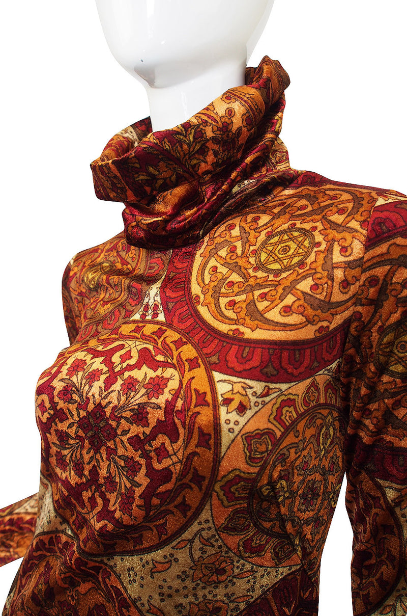 1970s Bullock's Wilshire Panne Velvet Print Dress