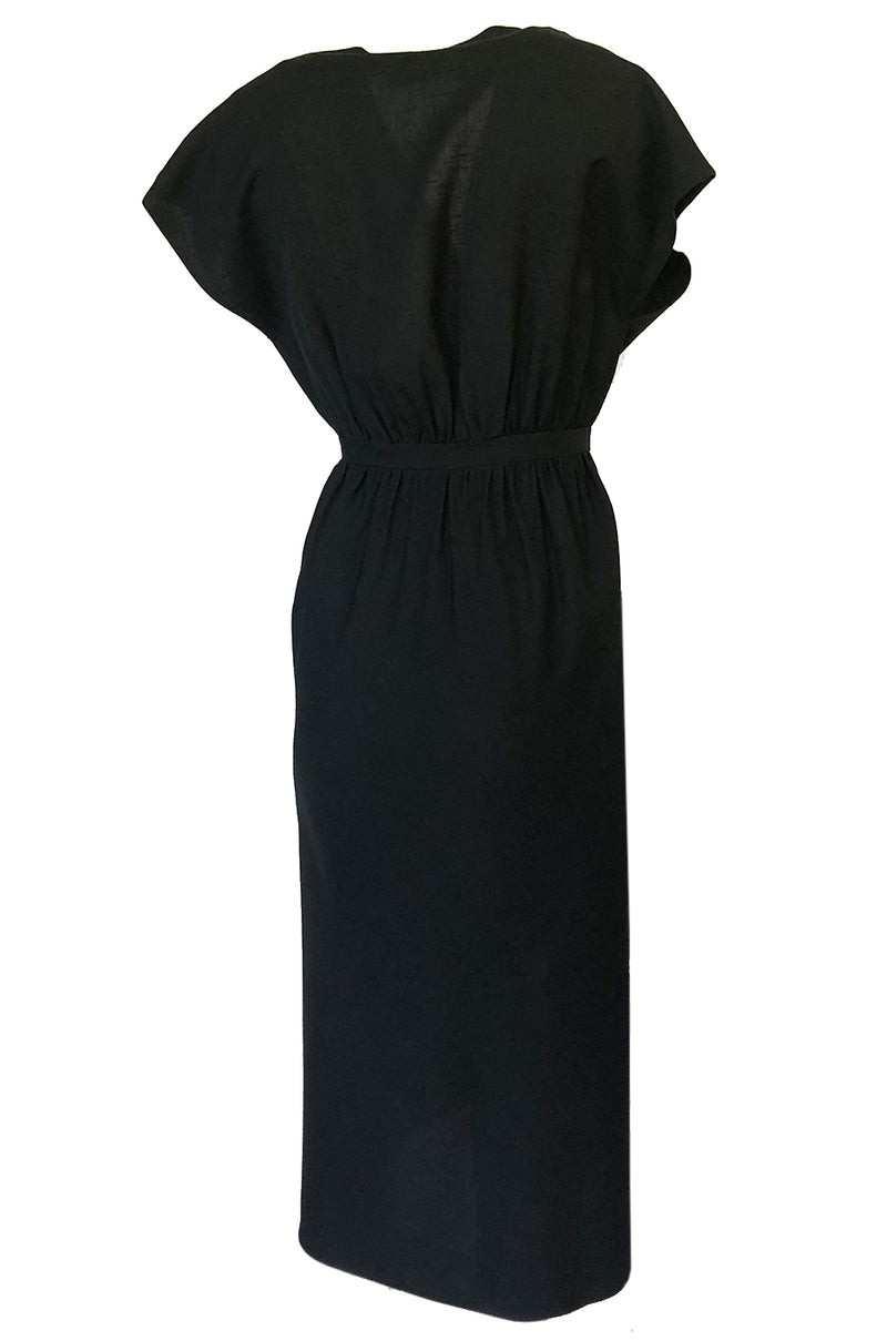 Chic 1970s Halston Light Linen-Silk Wrap Plunge Black Dress