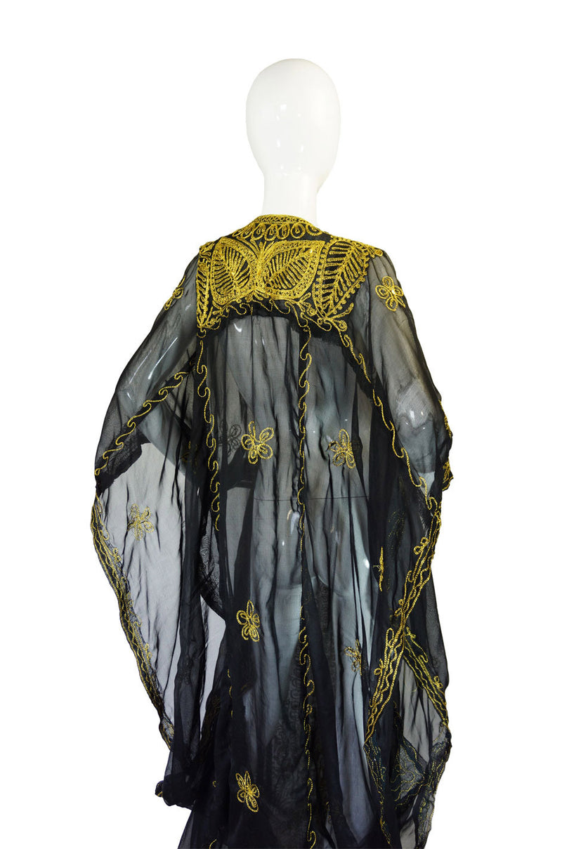 1970s Hippie Chic Embroidered Caftan