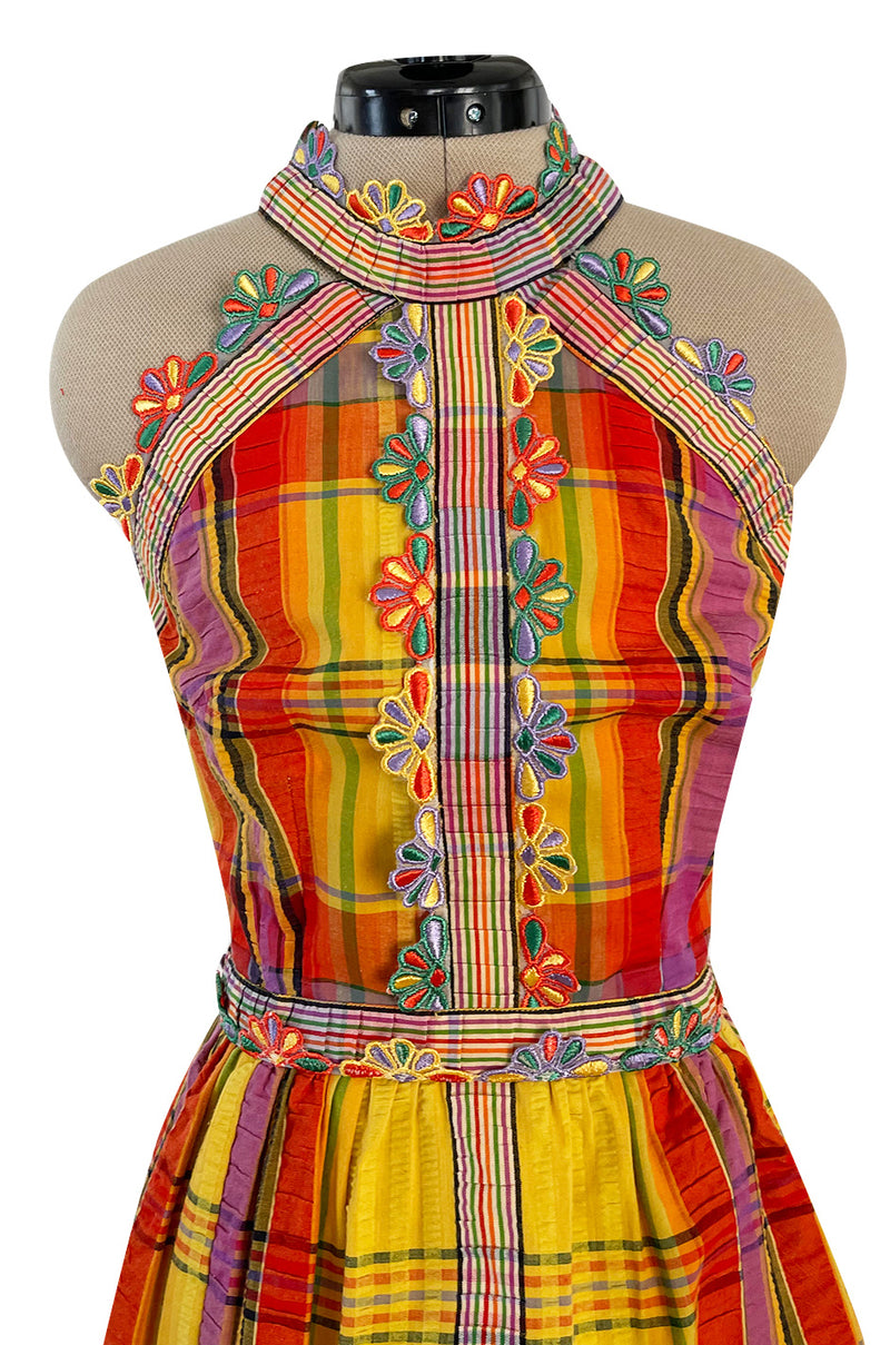 1972 Donald Brooks Textured Cotton Plaid Print Dress w Embroidered Flower Trim