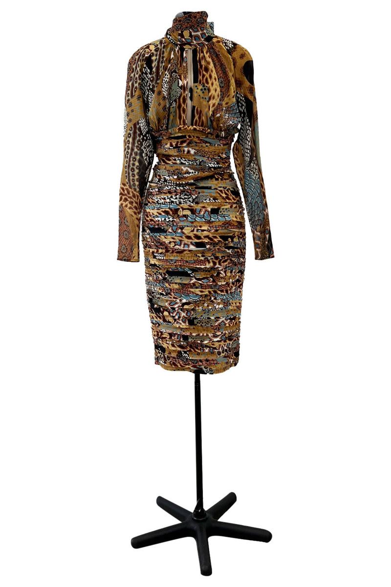 Ad Campaign Fall 2005 Versace by Donatella Versace Runway Silk Chiffon Backless Halter Dress