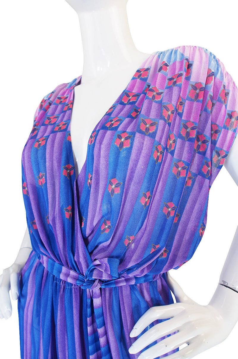 1970s Pretty Purple Nylon Print Wrap Dress – Shrimpton Couture