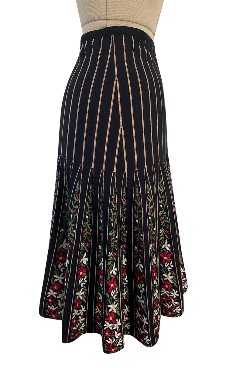 Gorgeous Fall 2000 Azzedine Alaia Documented Flared Stretch Knit Floral Pattern Skirt