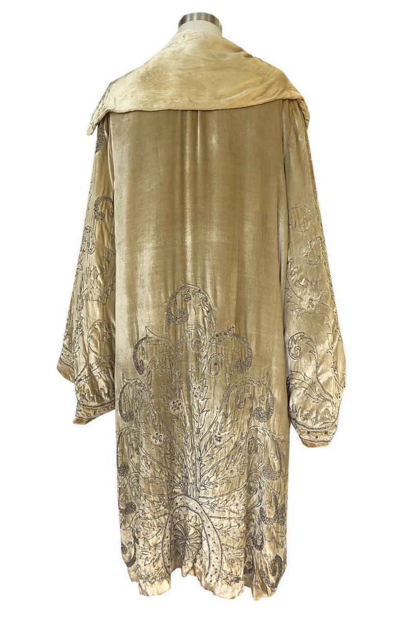 Exceptional 1920s Gold Silk Velvet Beaded Art Deco Wide Sleeve Coat