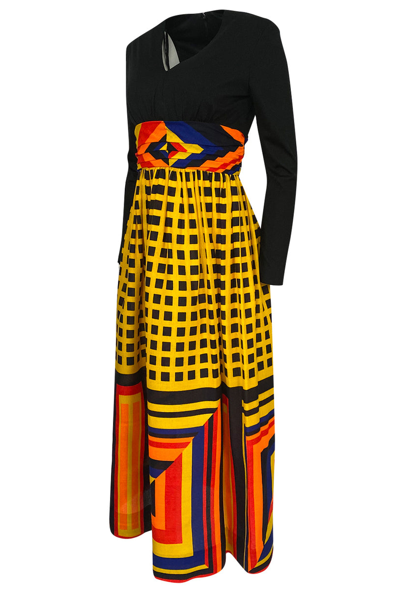 1970s Unlabeled Bright Graphic Printed Yellow & Red Full Skirted Dress