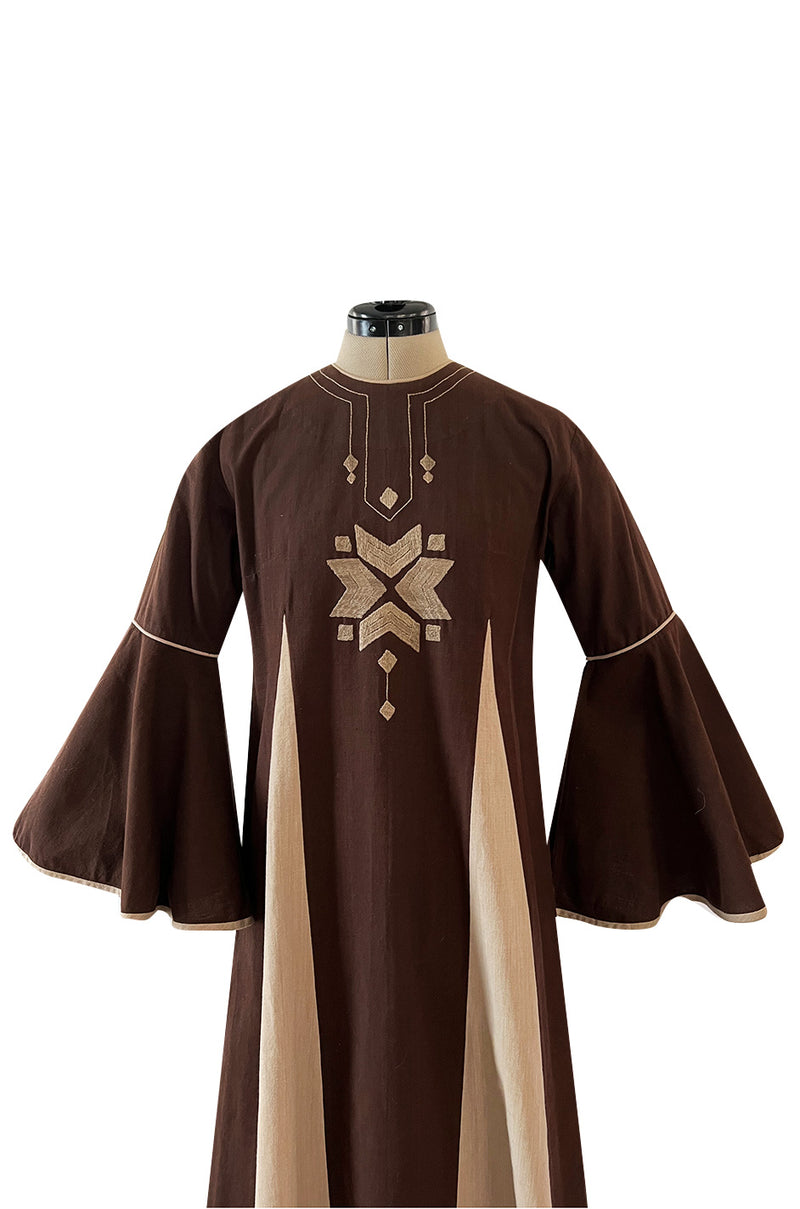 1960s Josefa Hand Embroidered Chocolate & Natural Linen Colour Bell Sleeve Caftan