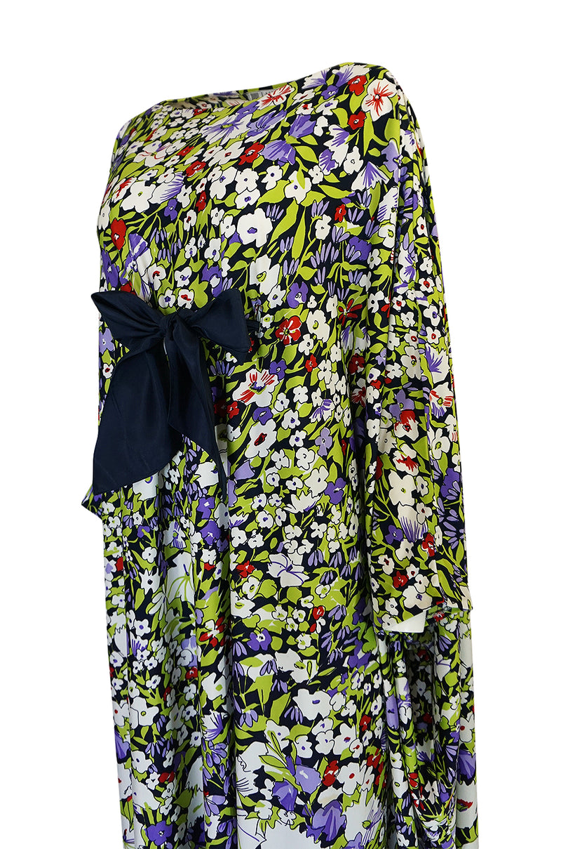 1970s Lanvin Floral Printed Fluid Jersey Ribbon Front Caftan Dress