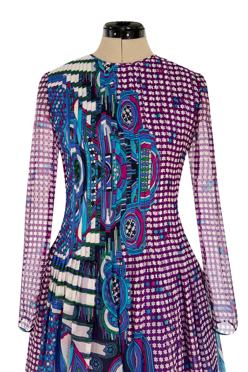 Gorgeous Spring 1972 Pierre Cardin Printed Silk Gazaar Dress w Fine Pleat Detailing