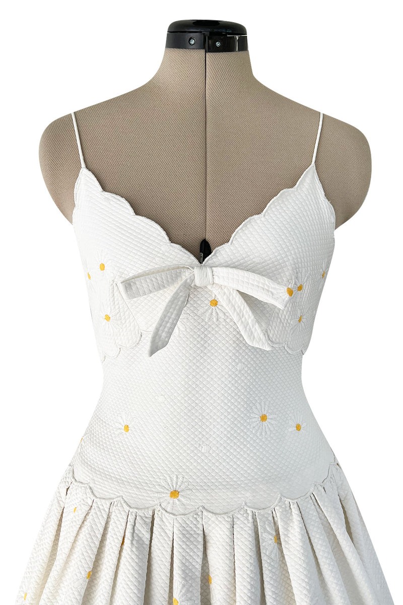 Prettiest 1960s Nina Ricci White Cotton Waffle Weave Pique Dress w Embroidered Daisies