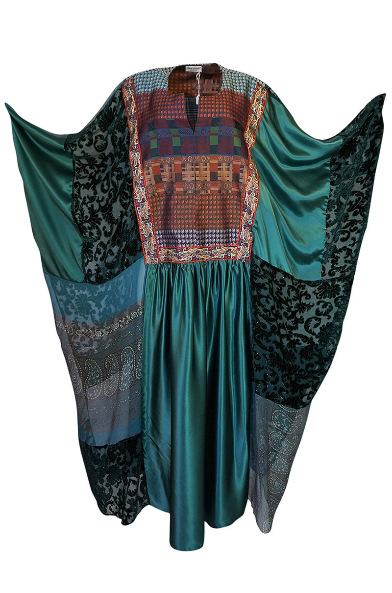 1975 Thea Porter Exhibited Green Multi Textile Abaya Caftan Dress