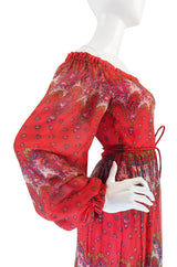 1970s Off Shoulder Silk Print Mollie Parnis Dress