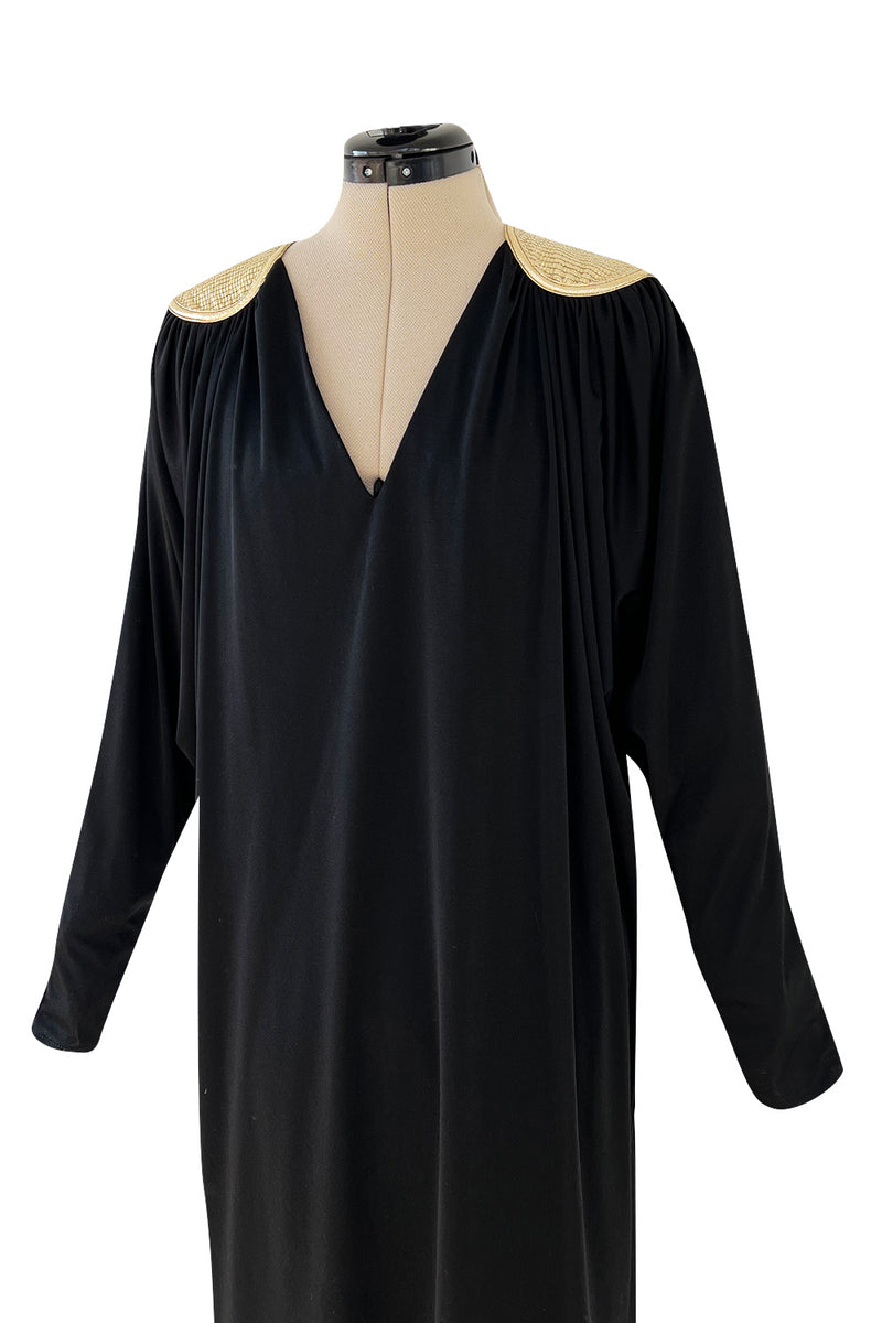 Easy to Wear 1980s Bill Tice Black Jersey Caftan Feel Dress w Gold Shoulder Detail