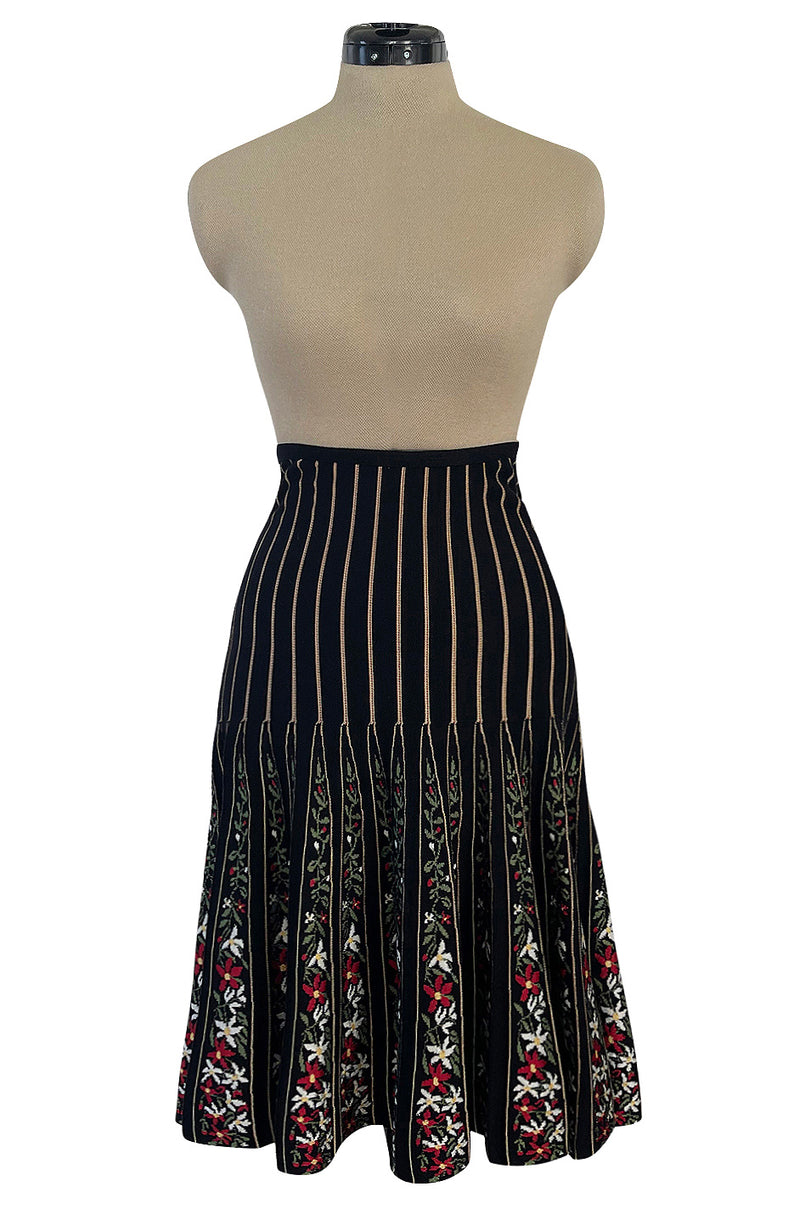 Gorgeous Fall 2000 Azzedine Alaia Documented Flared Stretch Knit Floral Pattern Skirt