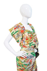 1940s Rare Hawaiian Wiggle Print Dress