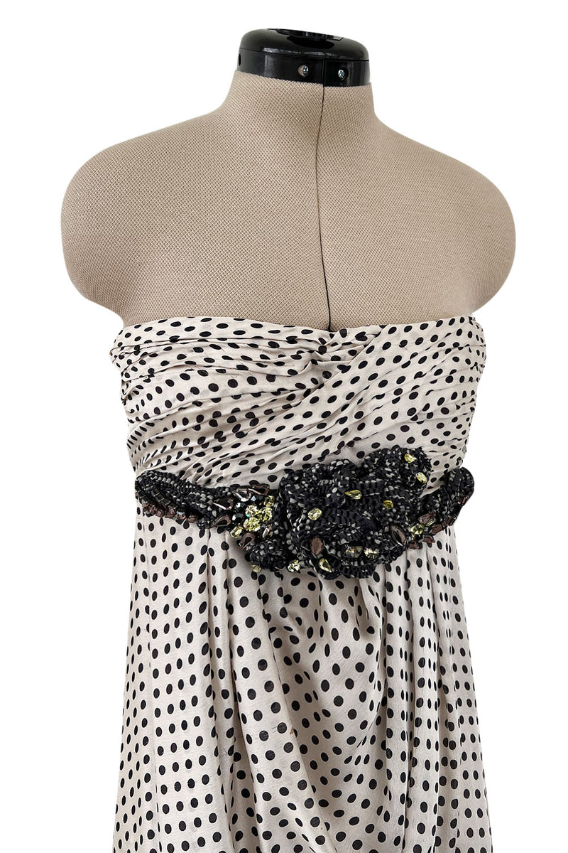 Pretty Spring 2009 Valentino Runway Strapless Dotted Silk w Front Detailing