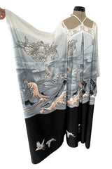 Spectacular 1970s Jean Varon Crane Print Jersey Caftan Dress w Hand Crocheted Collar