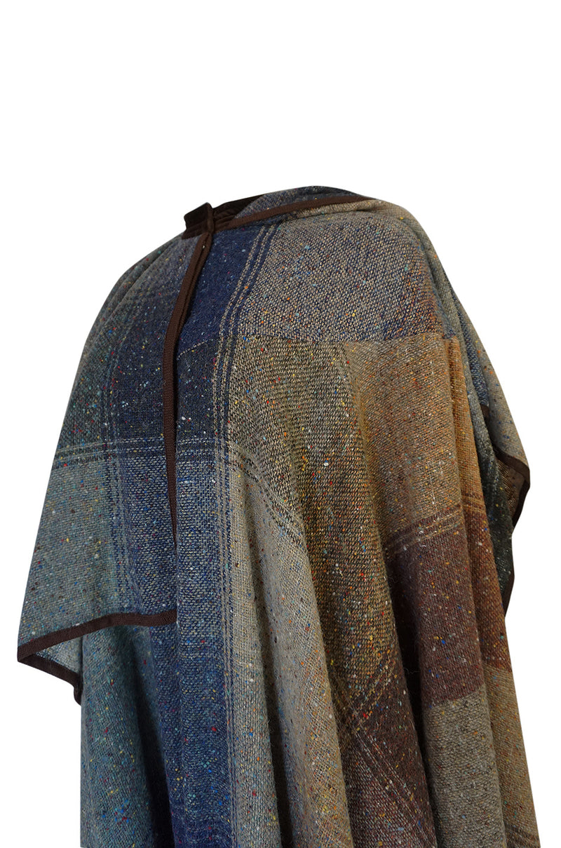 c.1974 Valentino Boutique Nubby Wool Oversized Check Cape