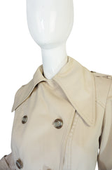 1970s Halston Khaki Trench Coat with Oversized Collar