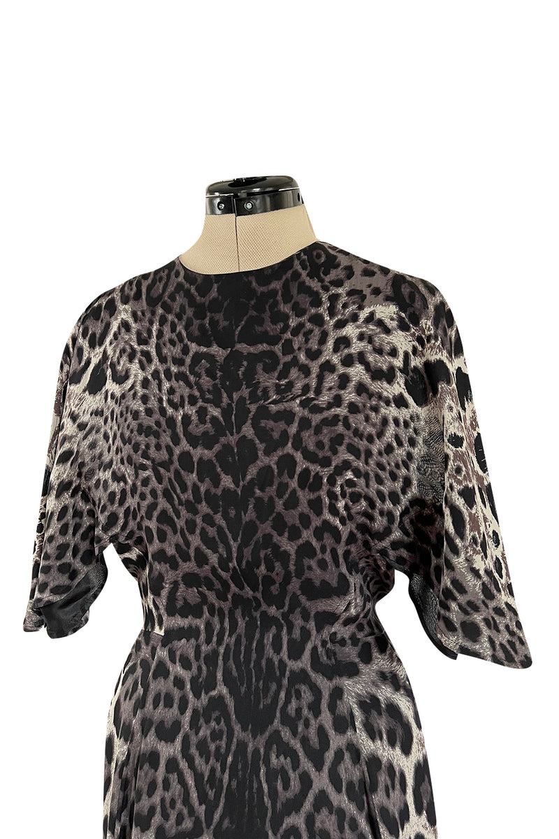 Chic 2008 Yves Saint Laurent by Stefano Pilati Grey Toned Leopard Print Silk Dress