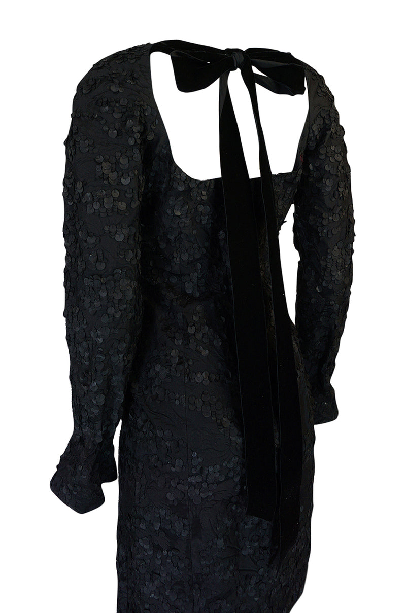 F/W 2002 Tom Ford for Yves Saint Laurent Runway Textured Dress