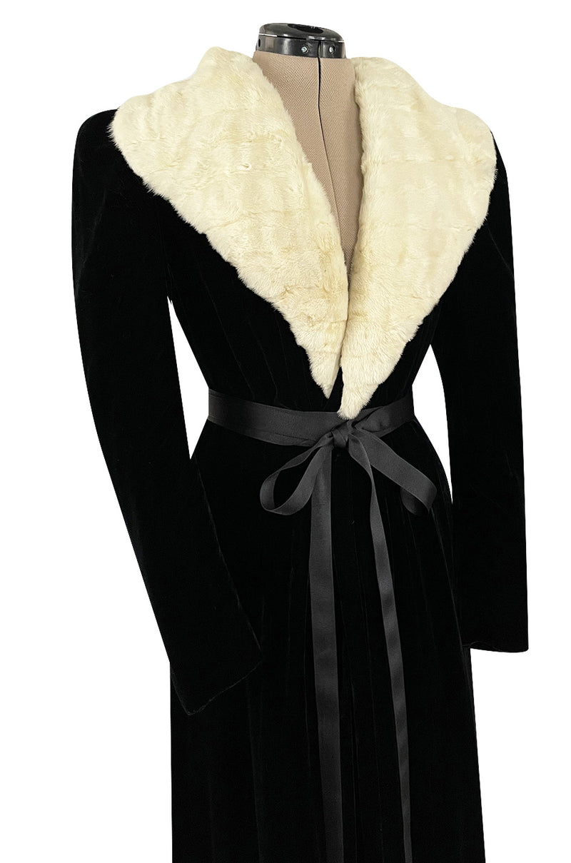 Exceptional 1920s I Magnin Inky Black Velvet Coat w Extravagant White Ermine Collar