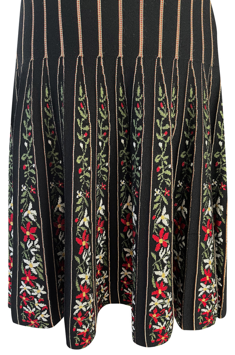 Gorgeous Fall 2000 Azzedine Alaia Documented Flared Stretch Knit Floral Pattern Skirt