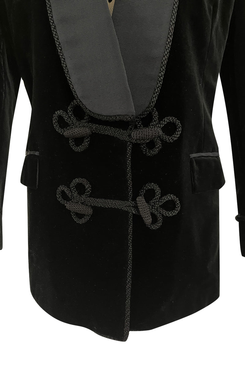 Unbelievable Vintage Turnbull & Asser Men's Black Velvet Smoking Jacket w Braided Silk Cord