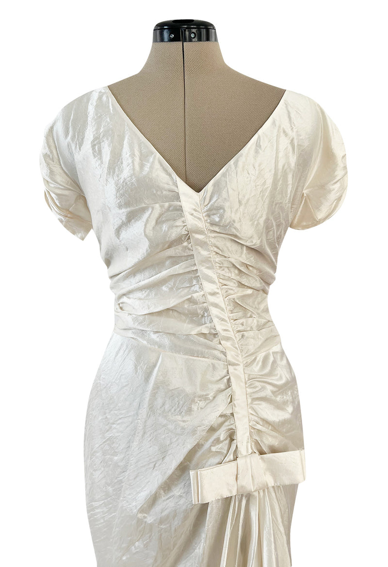 Incredible Spring 2006 Christian Dior by John Galliano Textured Ivory Silk Hourglass Dress