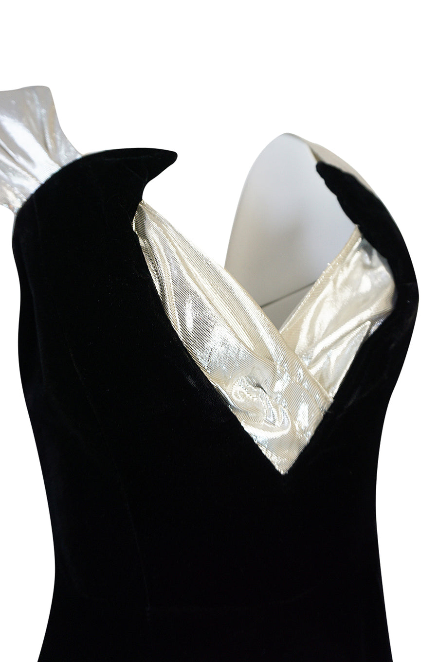 1990s Thierry Mugler Futuristic Silver & Black Velvet Dress – Shrimpton  Couture