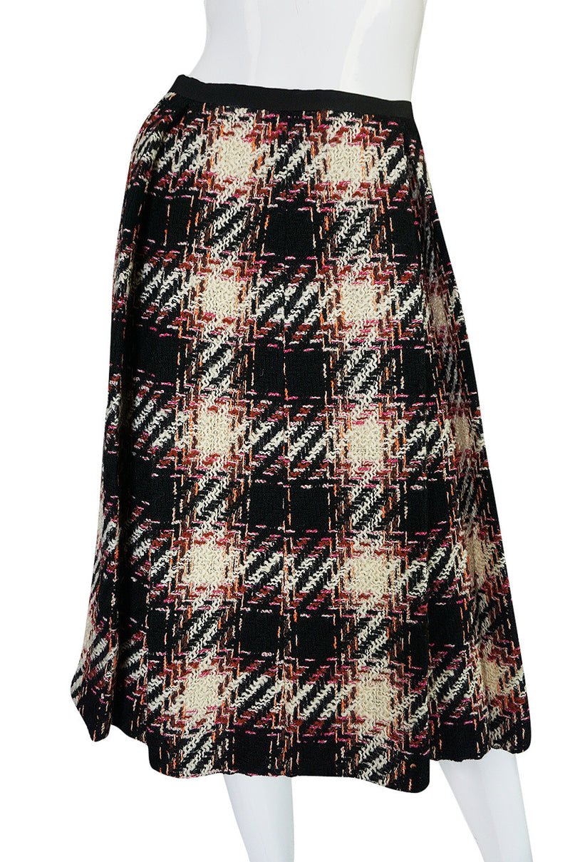 1960s Unlabelled Chanel Haute Couture Boucle Suit
